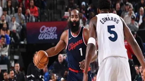 巴黎官方谴责球迷侮辱拉比奥特及其家人，致主场部分关闭并处罚2万欧元