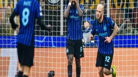 大乐透期号专家推荐：5胜4积分榜次席争夺战，谁能突破僵局